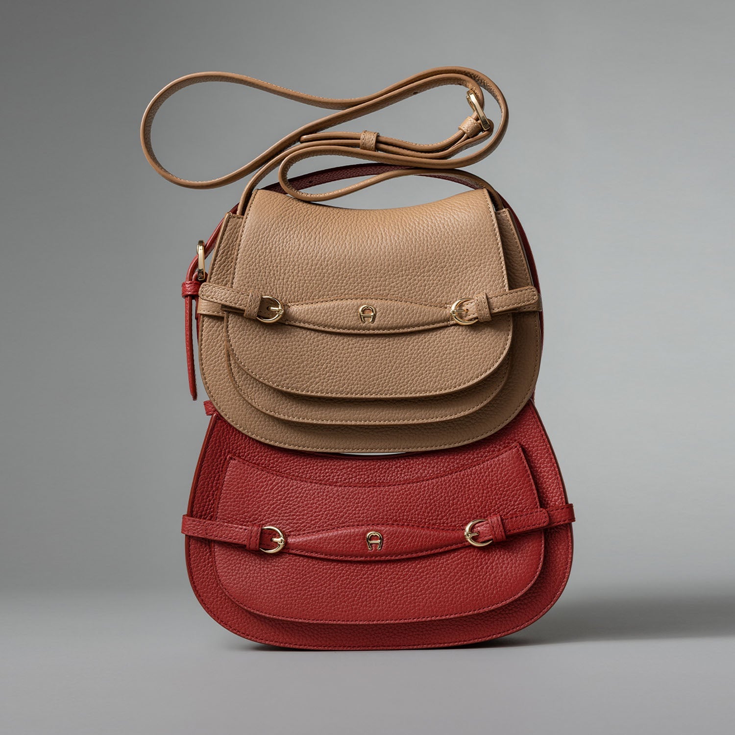 AIGNER Crossbody Bags
