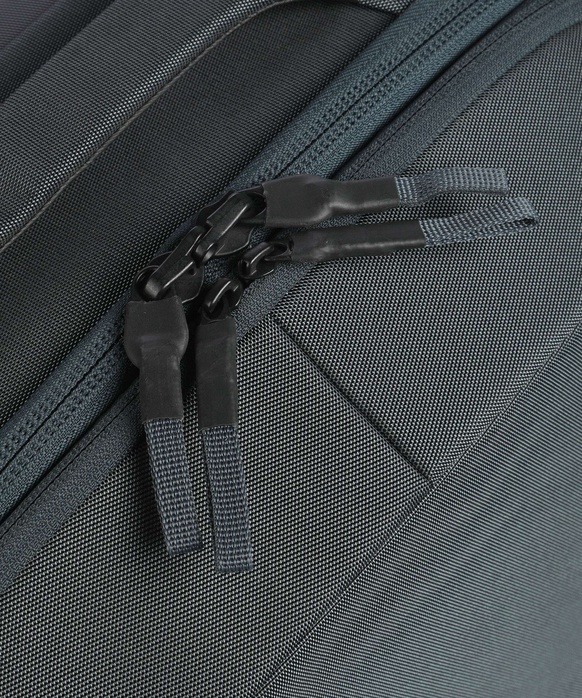Thule Subterra 2 S Spinner (4 wheels) dark slate
