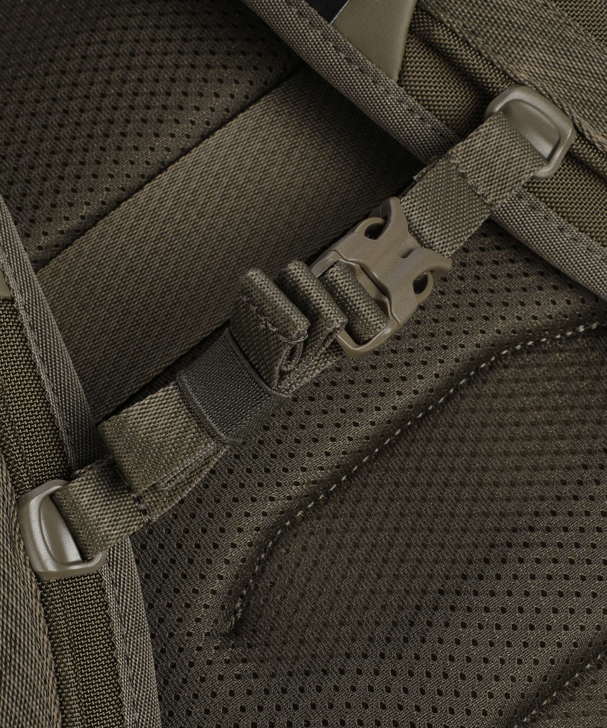 Thule Chasm 26 Backpack deep khaki