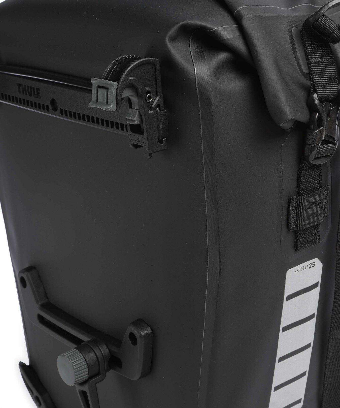 Thule Shield 25 Set Luggage bag black