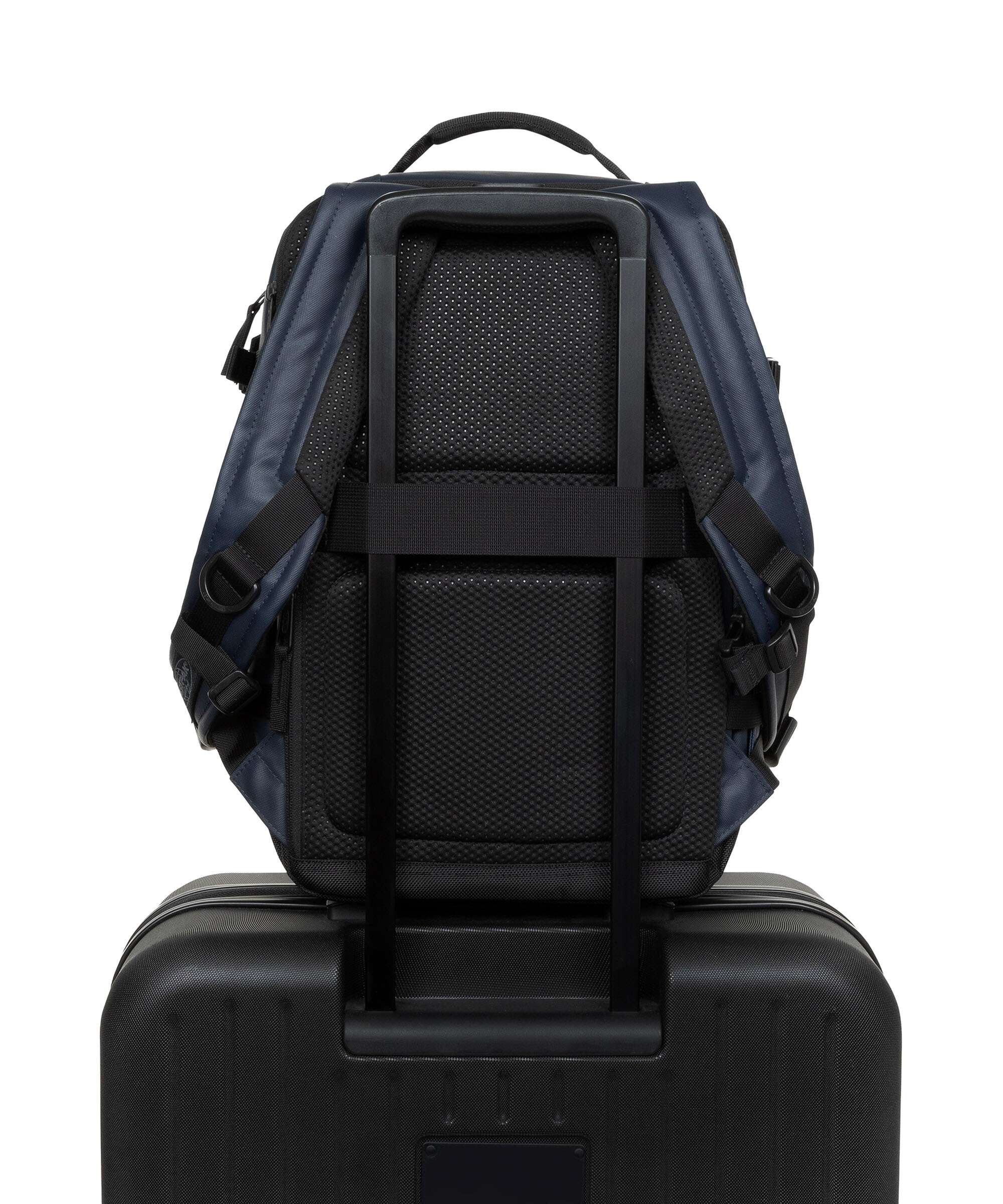 Eastpak CNNCT Tecum Cabin Travel backpack admiral