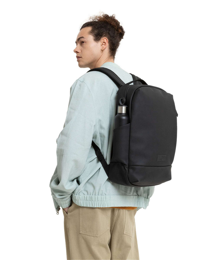 Eastpak CNNCT Tecum Backpack matte black