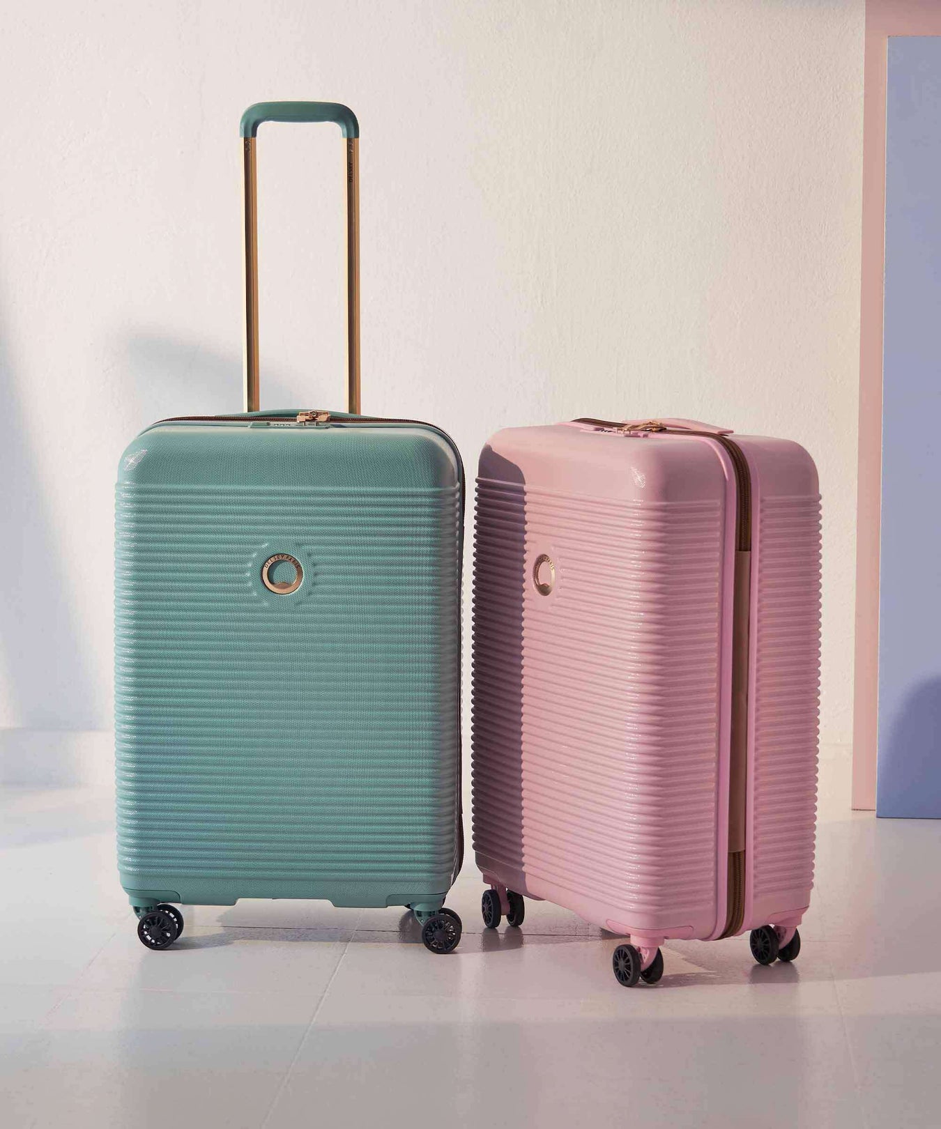 Delsey Paris Freestyle Spinner (4 wheels) paonie