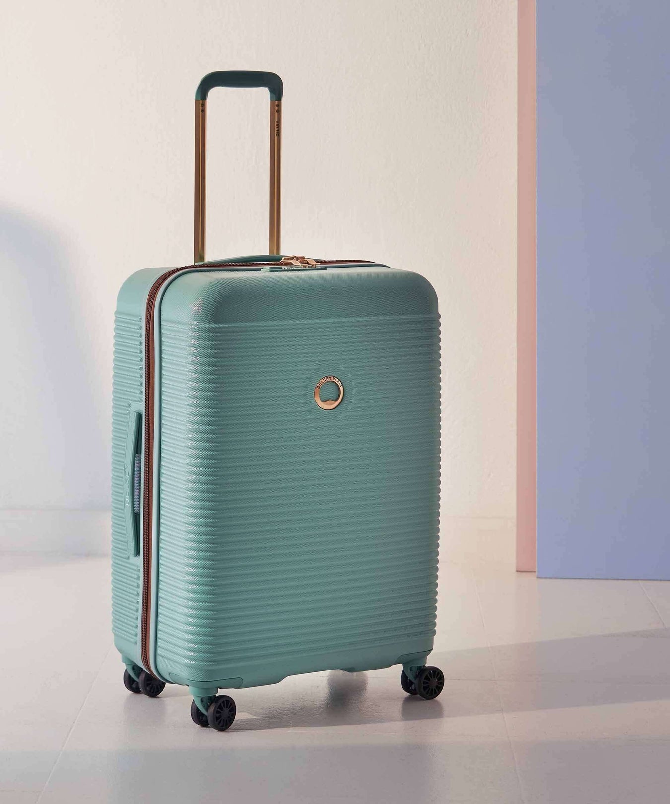 Delsey Paris Freestyle Spinner (4 wheels) mandel