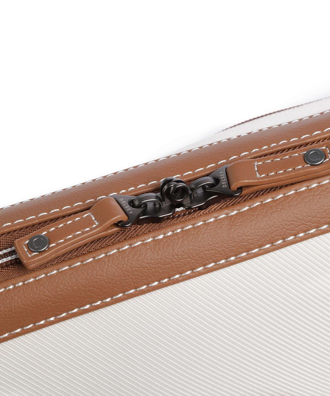 Delsey Paris Chatelet Air 2.0 Toiletry bag angora