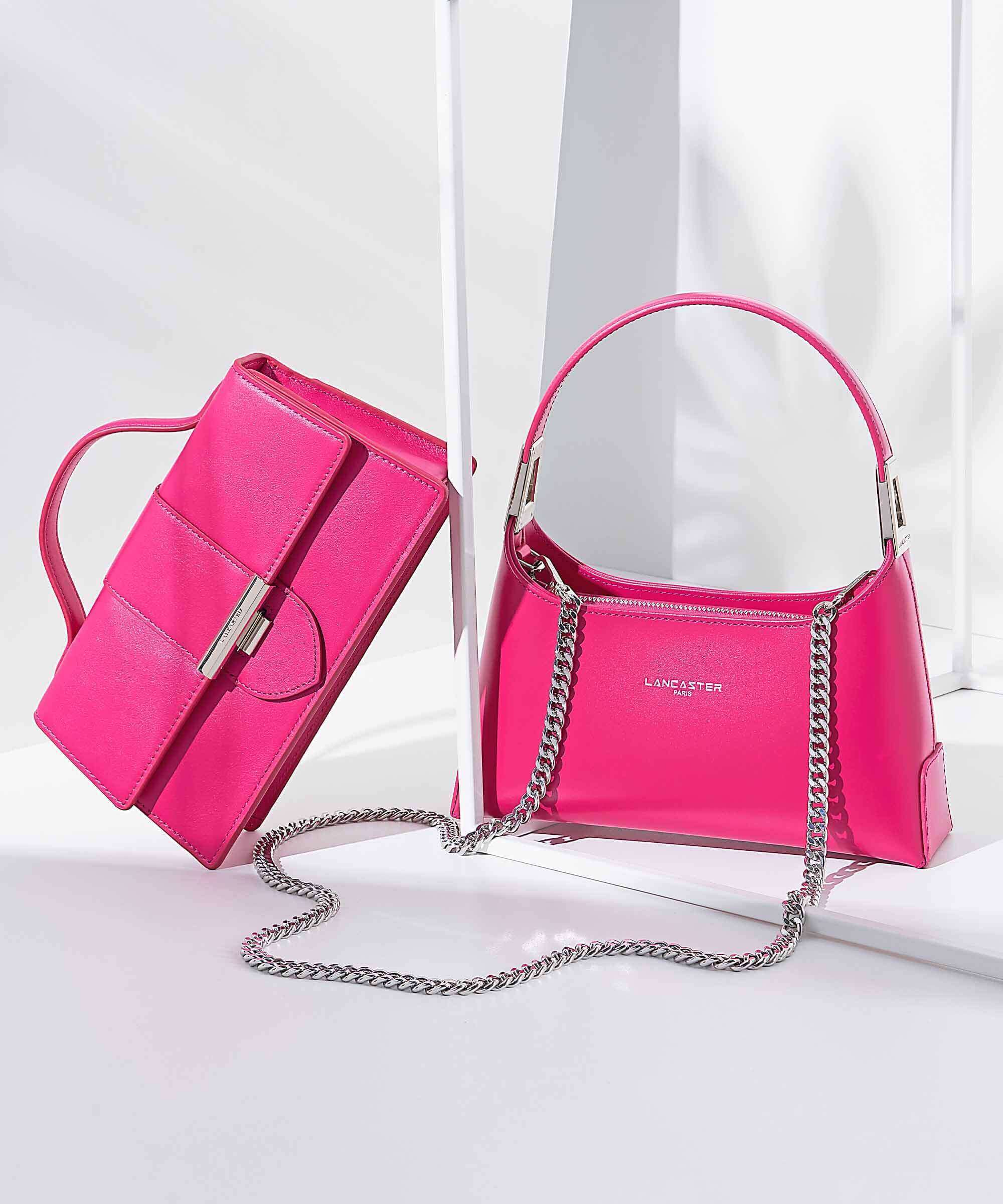 Lancaster Suave Ace Shoulder bag fuxia