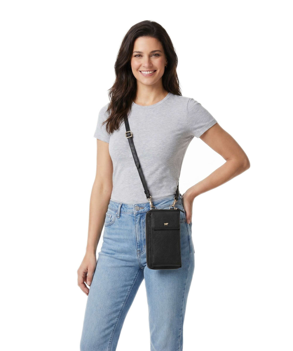 Braun Büffel Asti Phone bag schwarz
