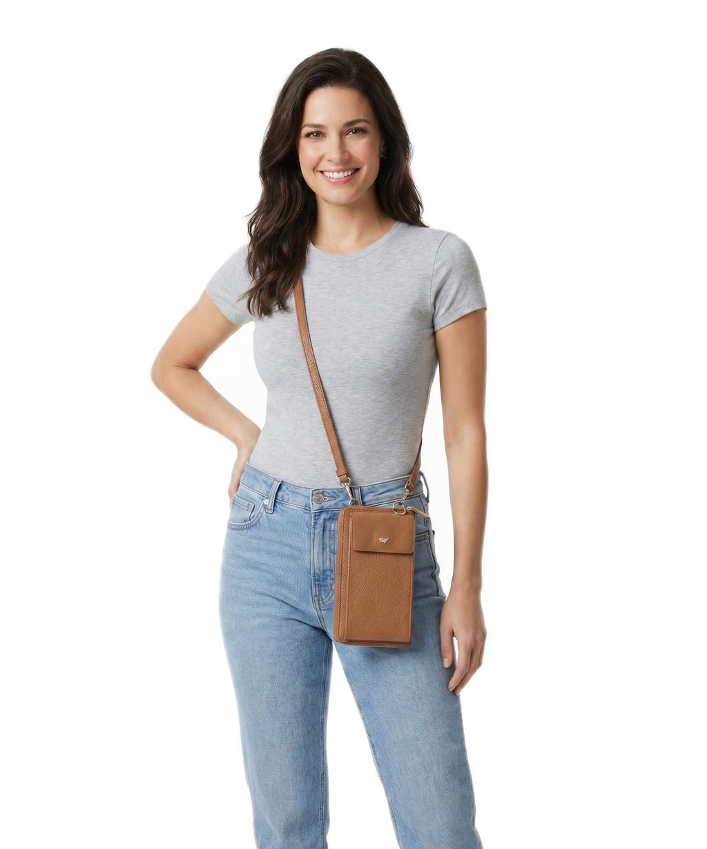 Braun Büffel Asti Phone bag cognac