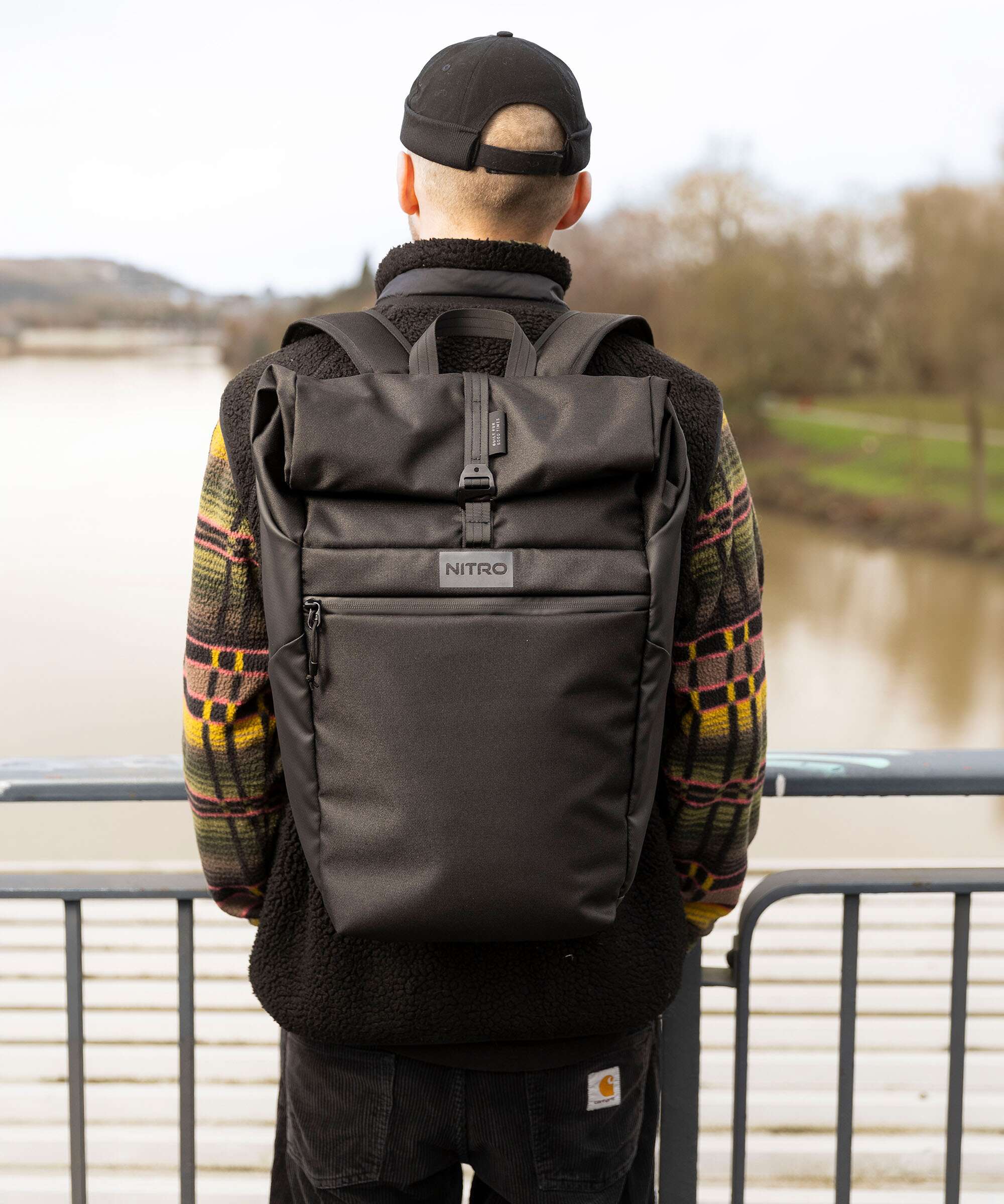 Nitro Cosmo 26 Rolltop backpack black out
