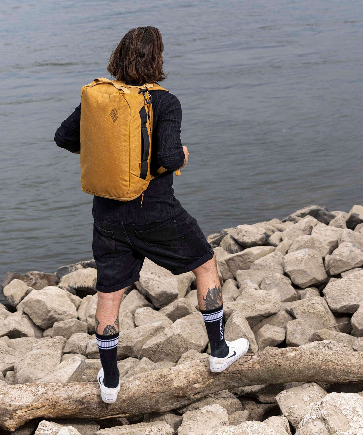 Nitro Shuffle  32 Backpack amber glow