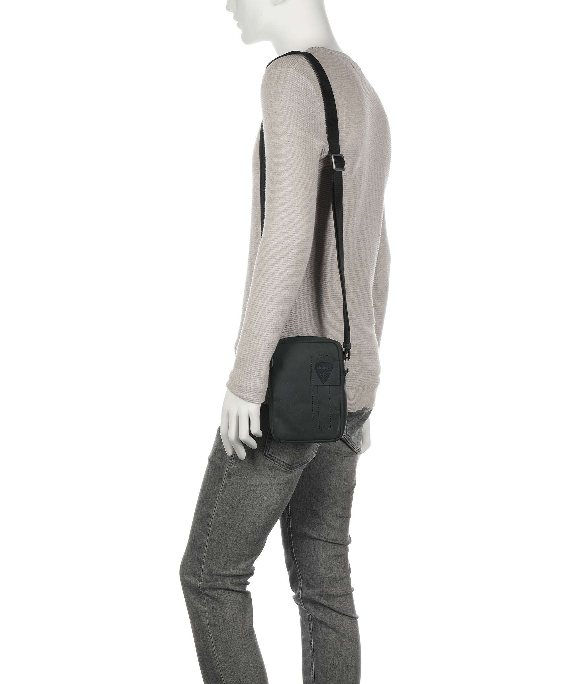 Strellson Richmond Crossbody bag black
