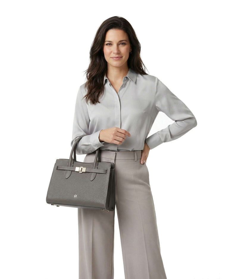 Aigner Farah M Handbag acacia brown