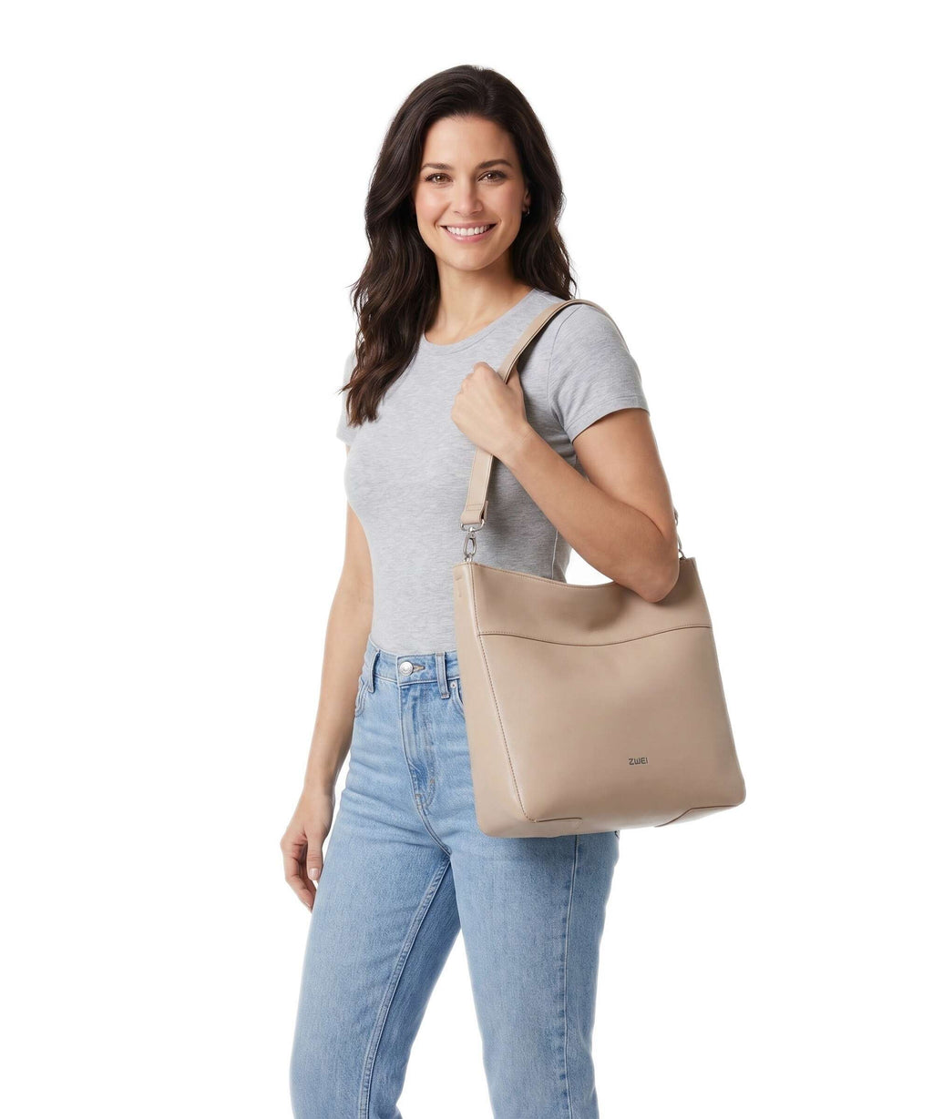 Zwei MADEMOISELLE.M M110 Hobo bag oat