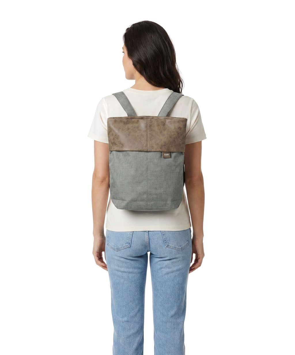 Zwei Olli OR12 Backpack bag eucalyptus