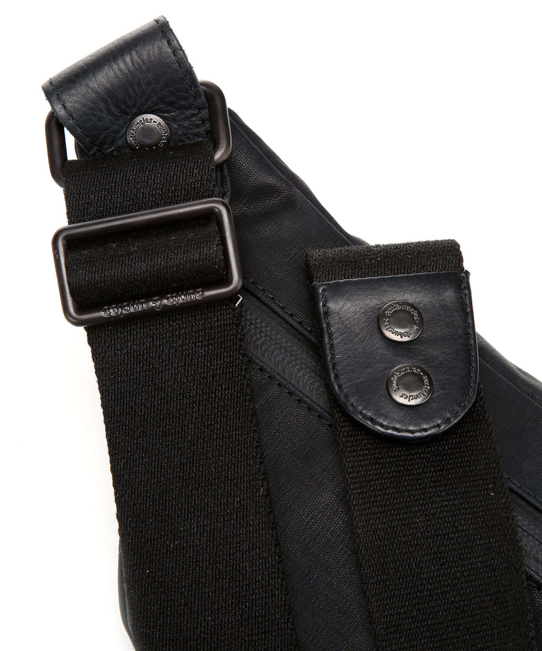 Aunts & Uncles Japan Ichikawa Fanny pack black