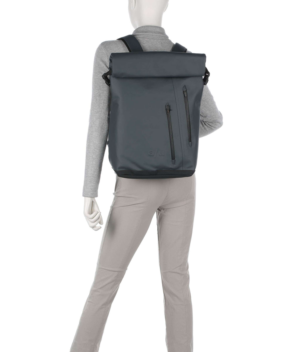 Aunts & Uncles Japan Nishi Yachiyo Nishi Cycling backpack dark shadow