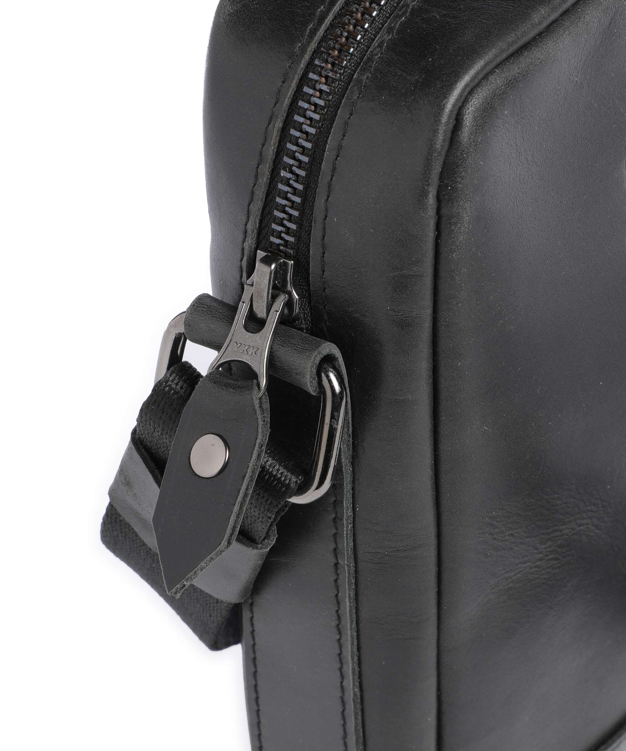Buckle & Seam Crazy Horse Runner Crossbody bag black