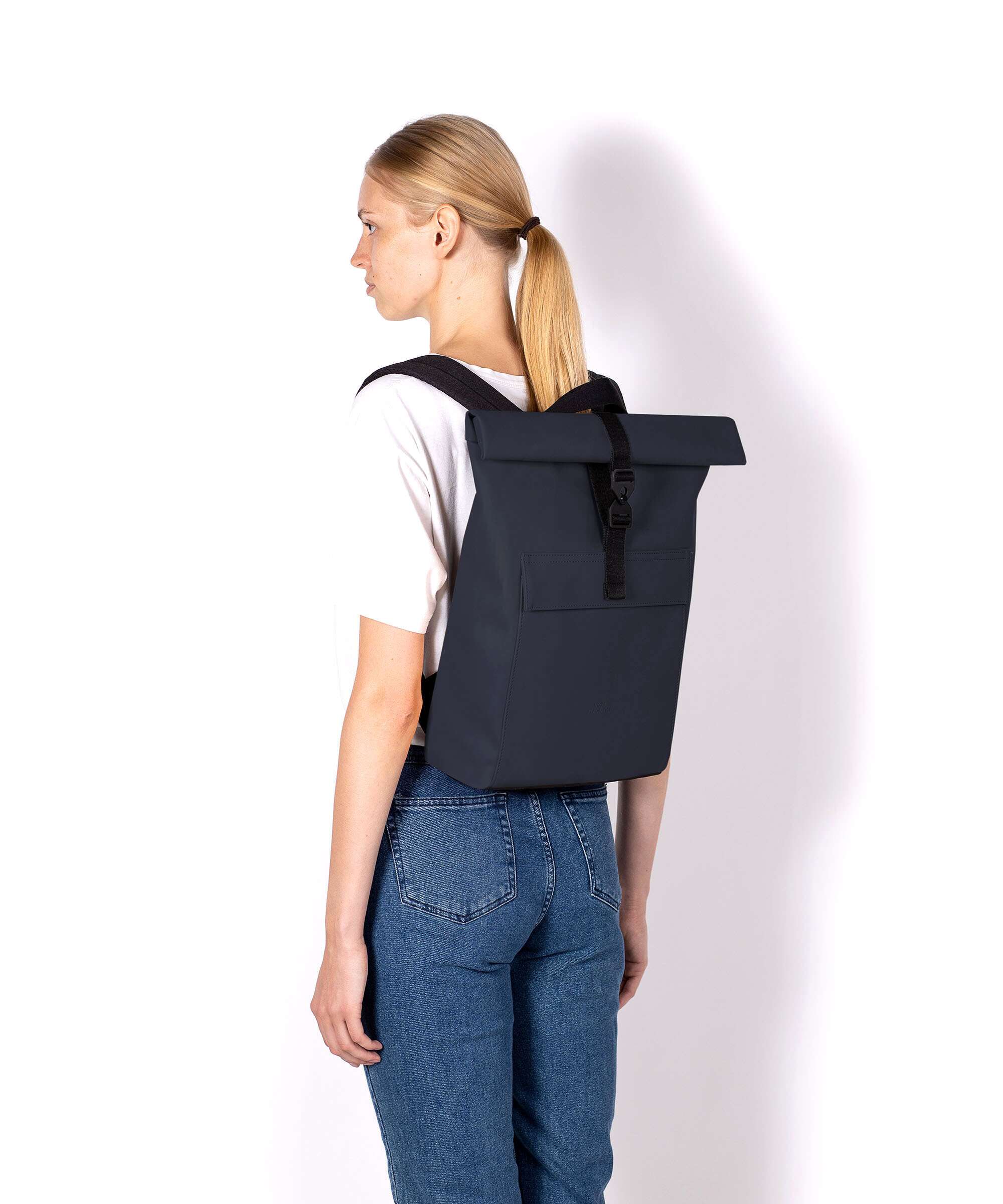 Ucon Acrobatics Lotus Jasper Mini Rolltop backpack light rose
