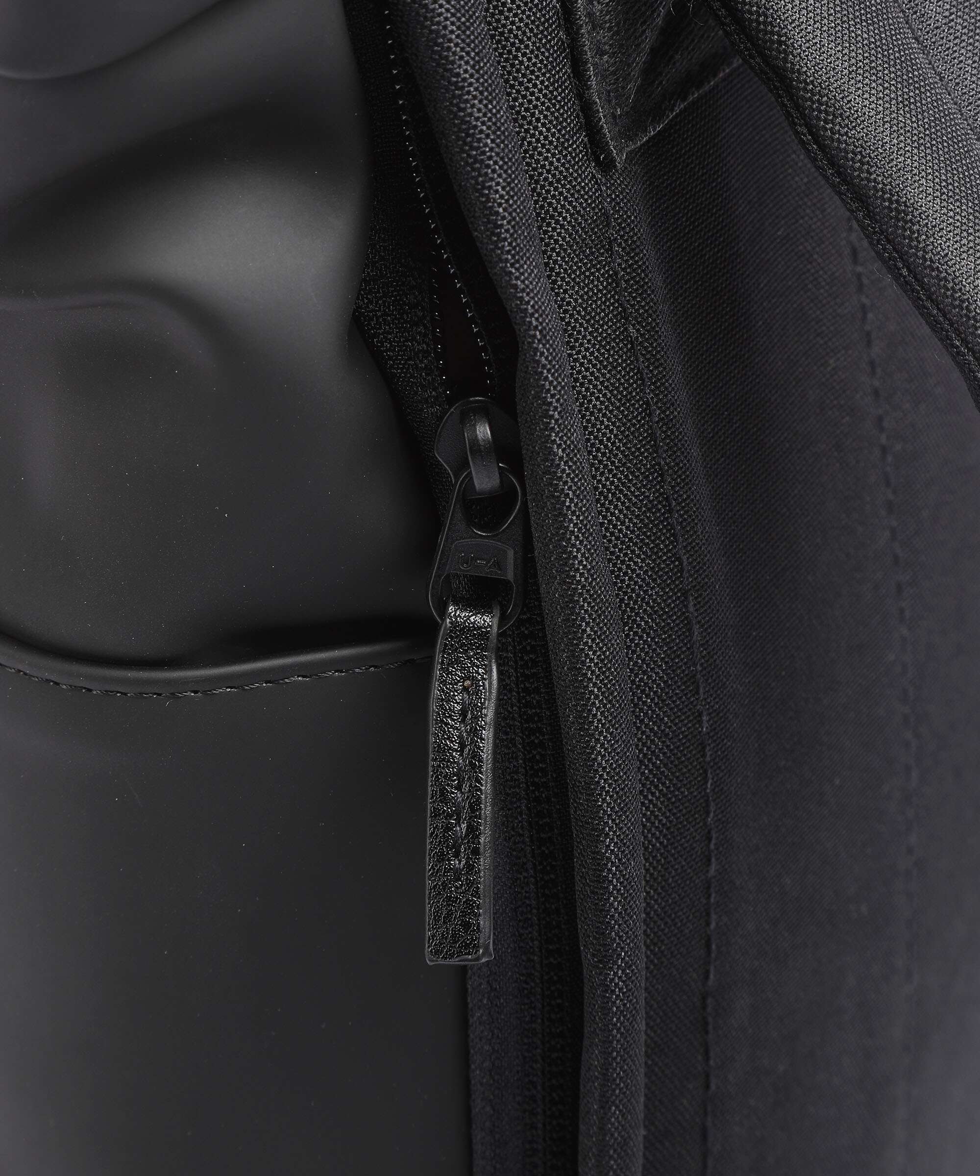 Ucon Acrobatics Lotus Hajo Macro Rolltop backpack black