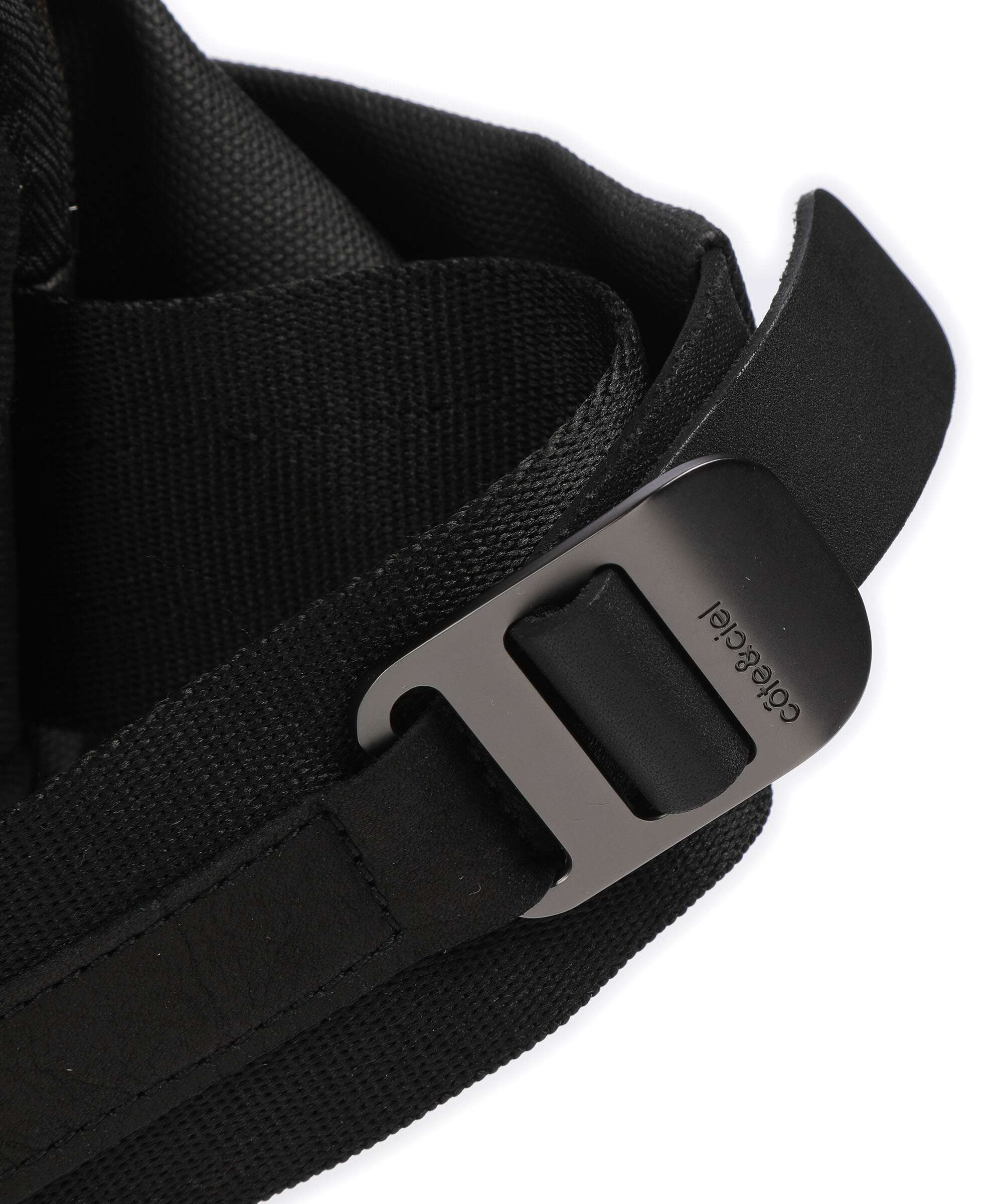 Côte&Ciel Isarau Belt bag black