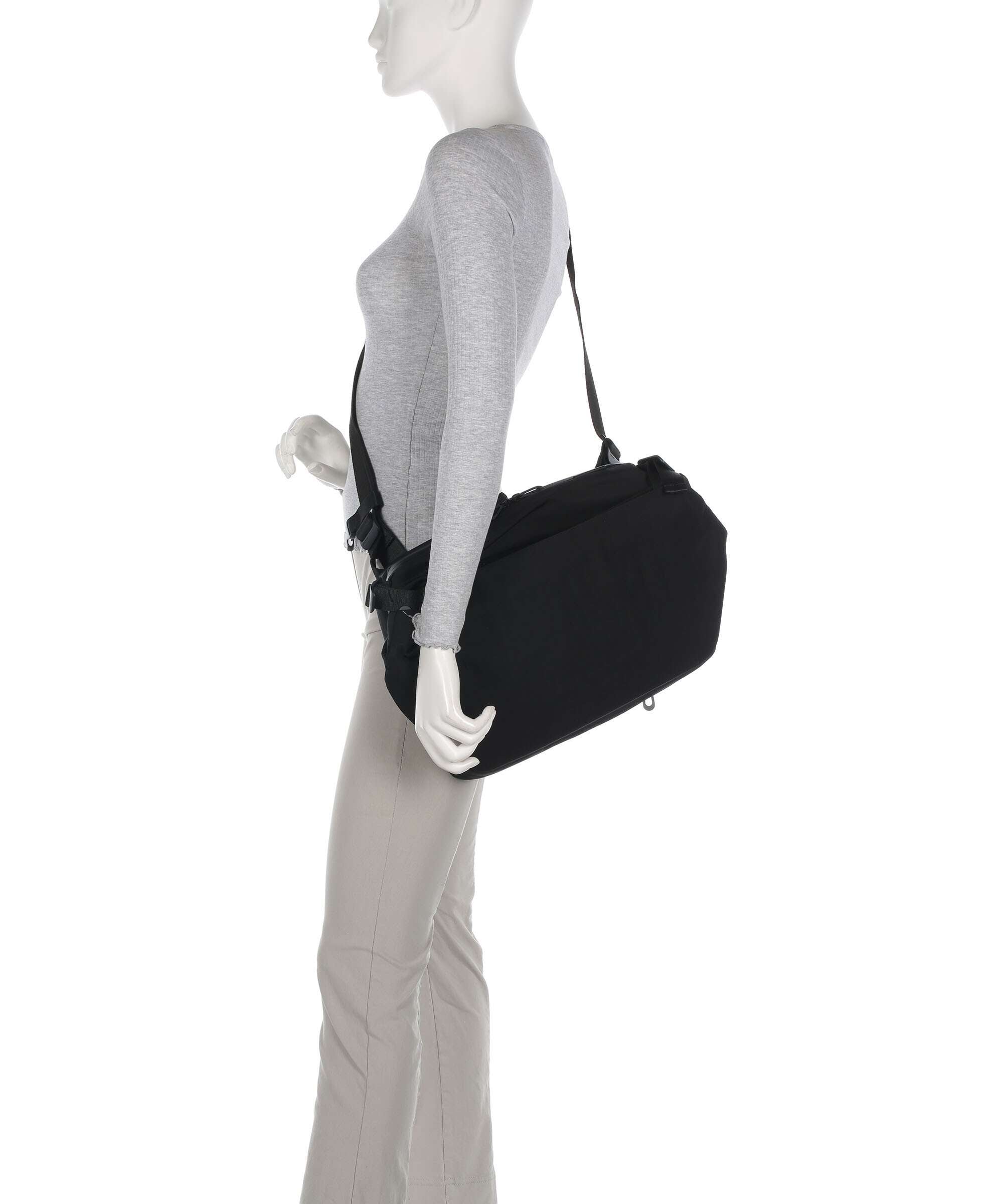 Côte&Ciel Riss Messenger bag black