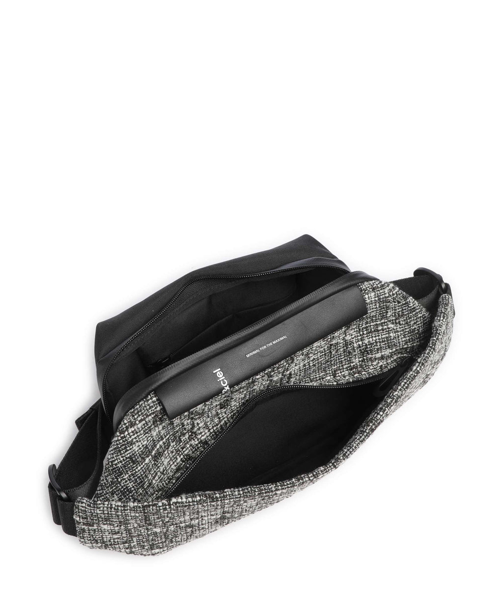 Côte&Ciel Isarau S Sling bag black/cream