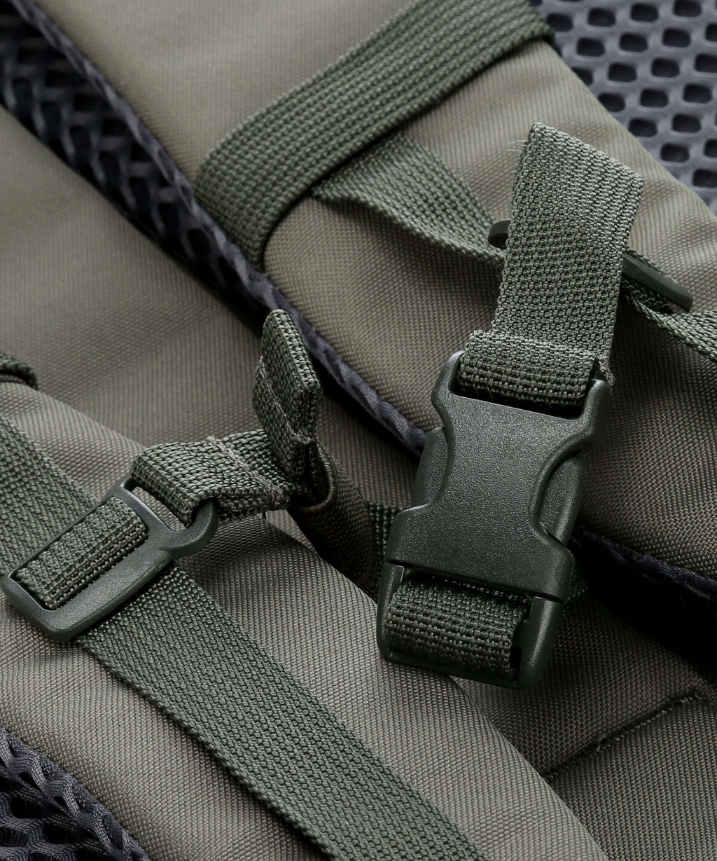 Cabin Zero Classic Pro 42 Travel backpack georgian khaki