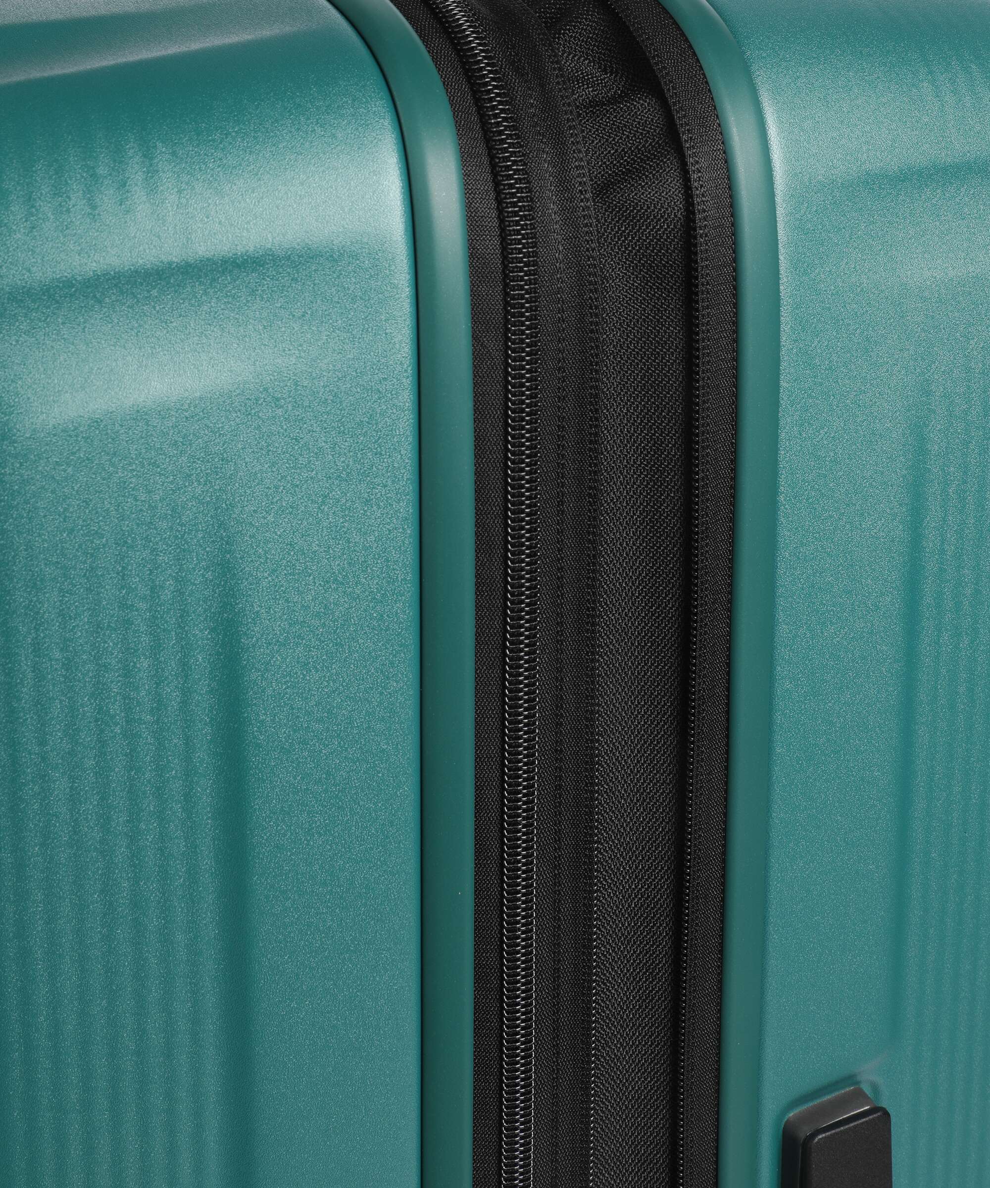 Samsonite Nuon Spinner (4 wheels) pine green