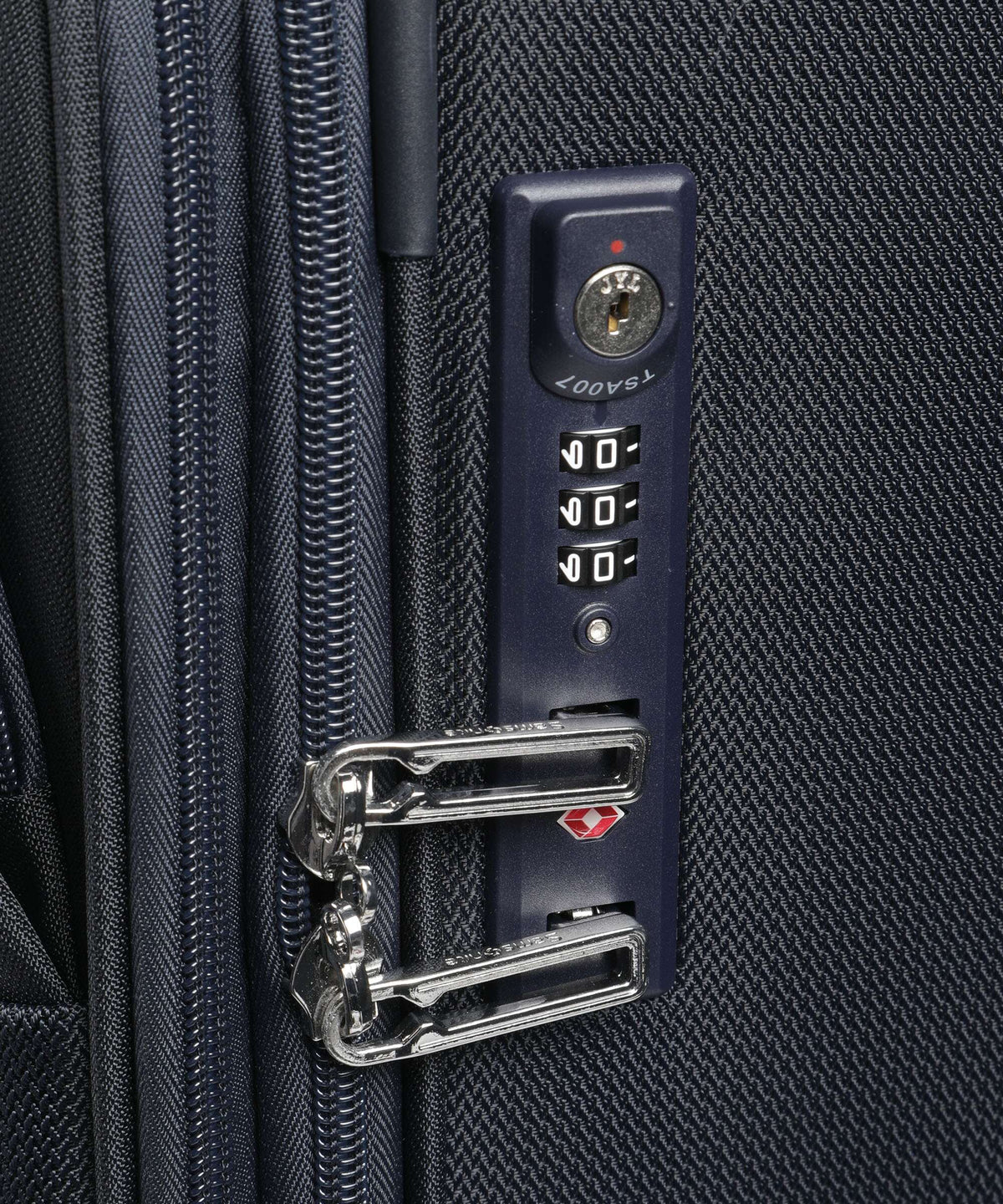 Samsonite B-Lite Icon Spinner (4 wheels) blue