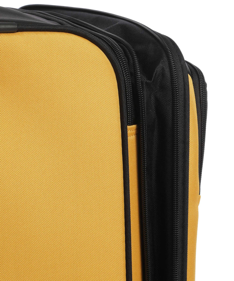 American Tourister Daring Dash M Spinner (4 wheels) black/yellow