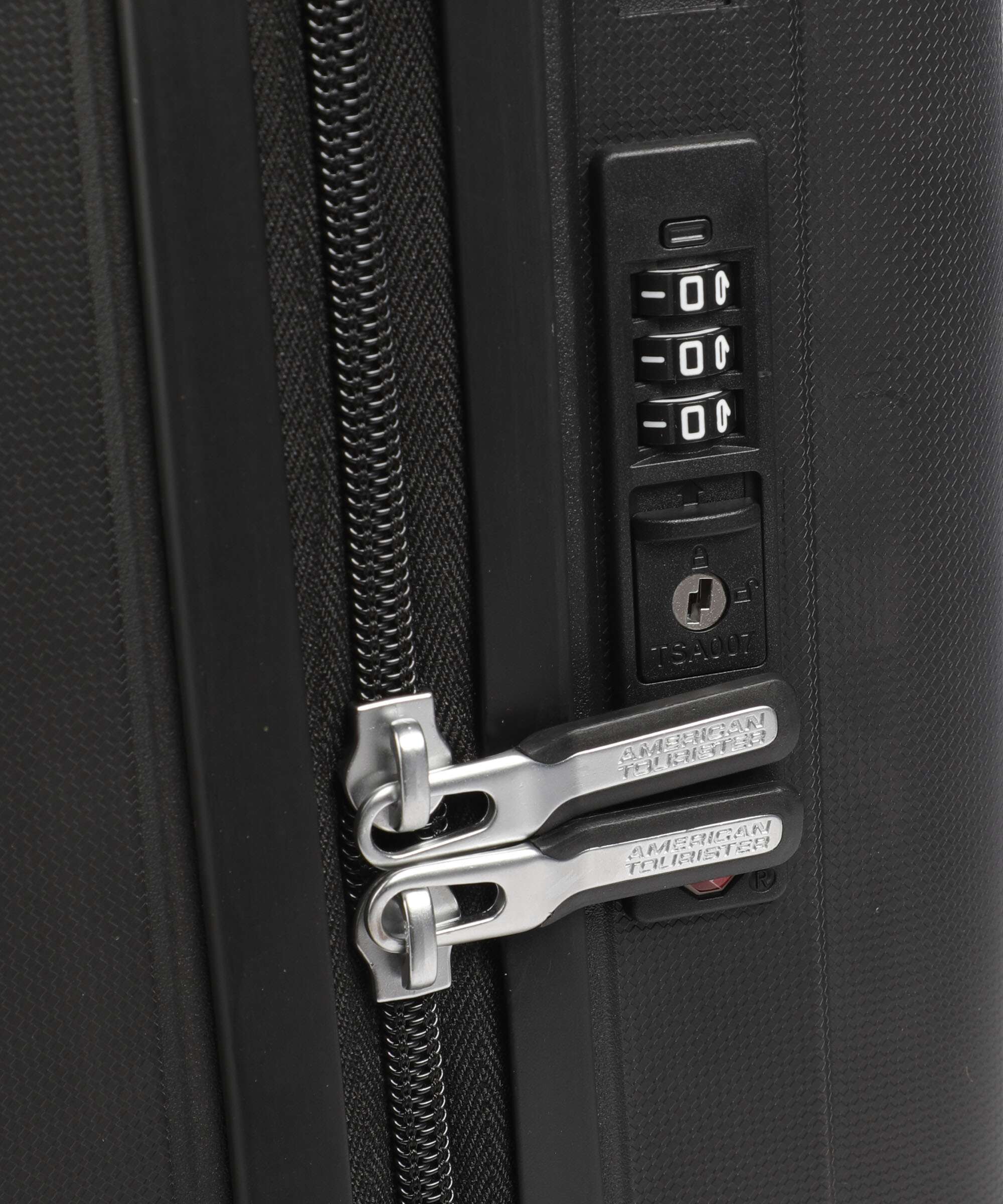 American Tourister Rejoy Spinner (4 wheels) true black