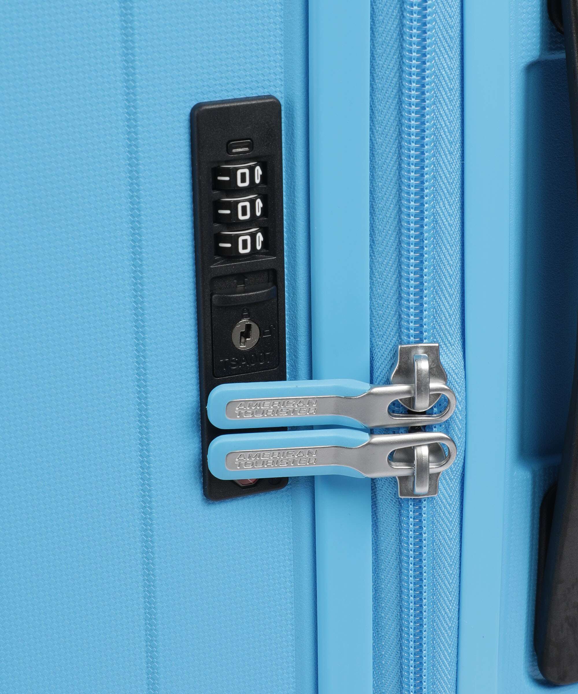 American Tourister Rejoy Spinner (4 wheels) azure blue