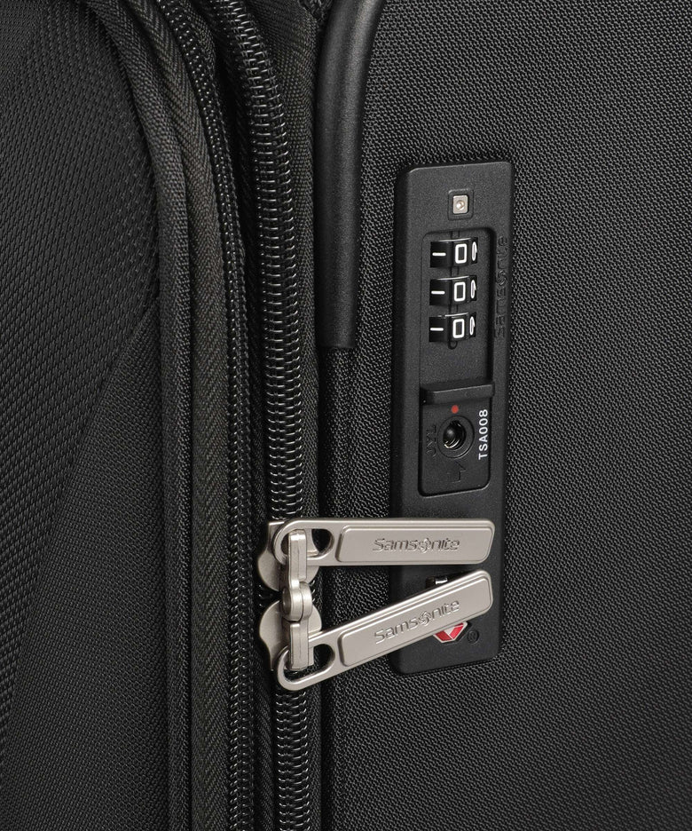 Samsonite Base Breeze Spinner (4 wheels) black