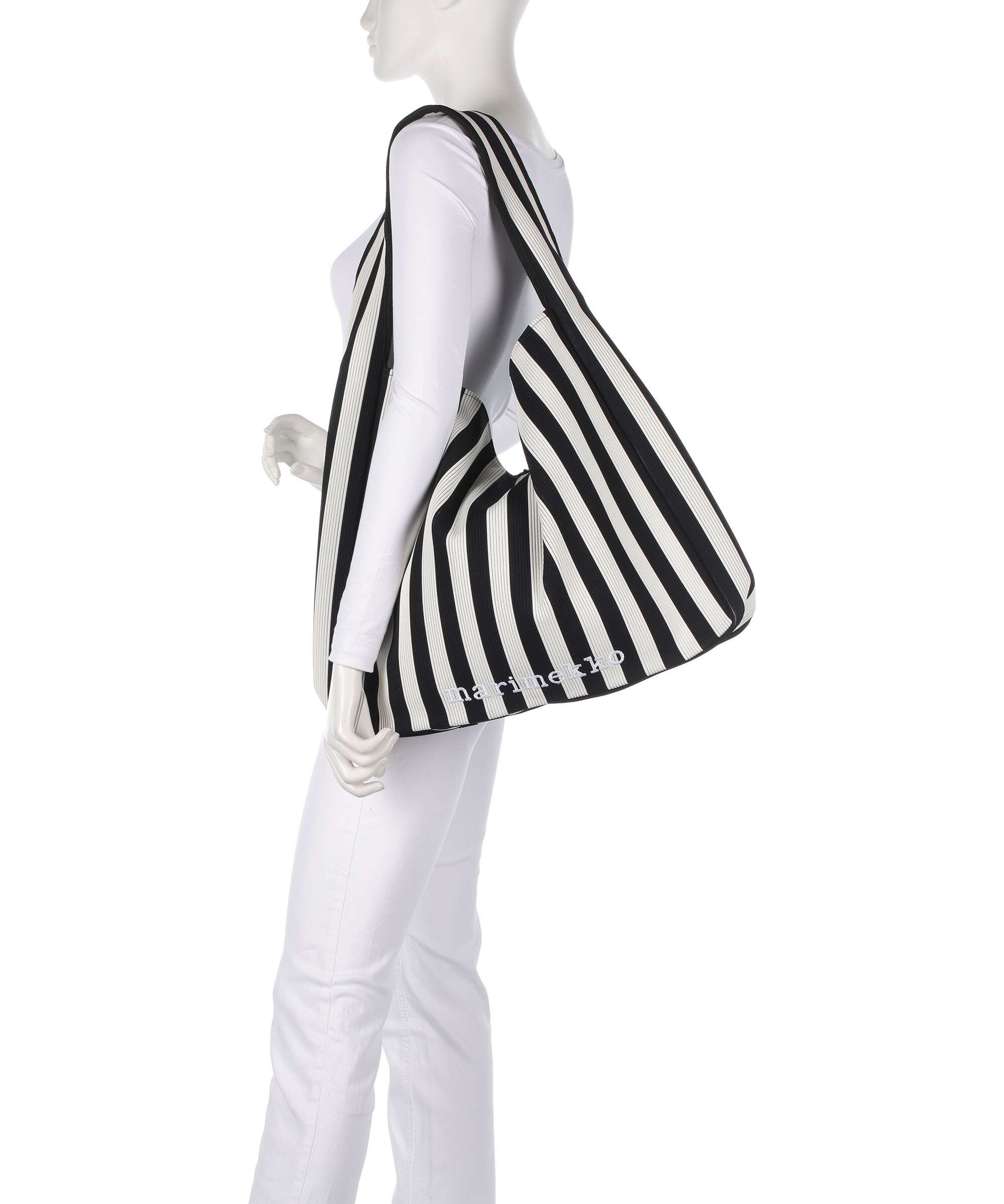Marimekko Knitted Merirosvo Hobo bag black/offwhite
