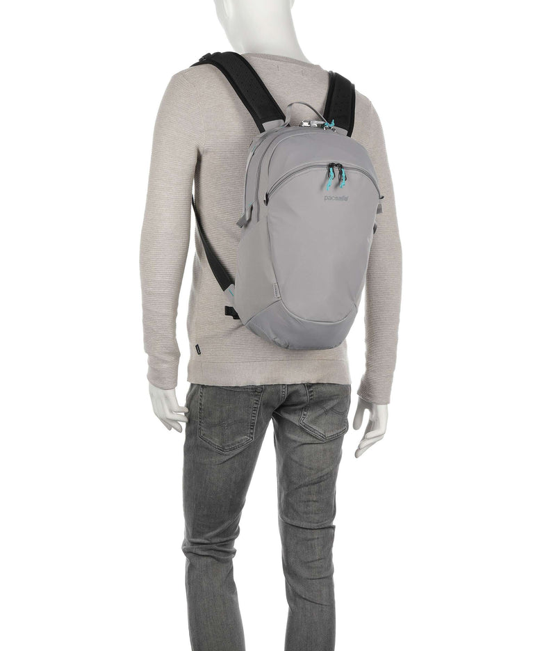 Pacsafe Eco 18L Hiking backpack black