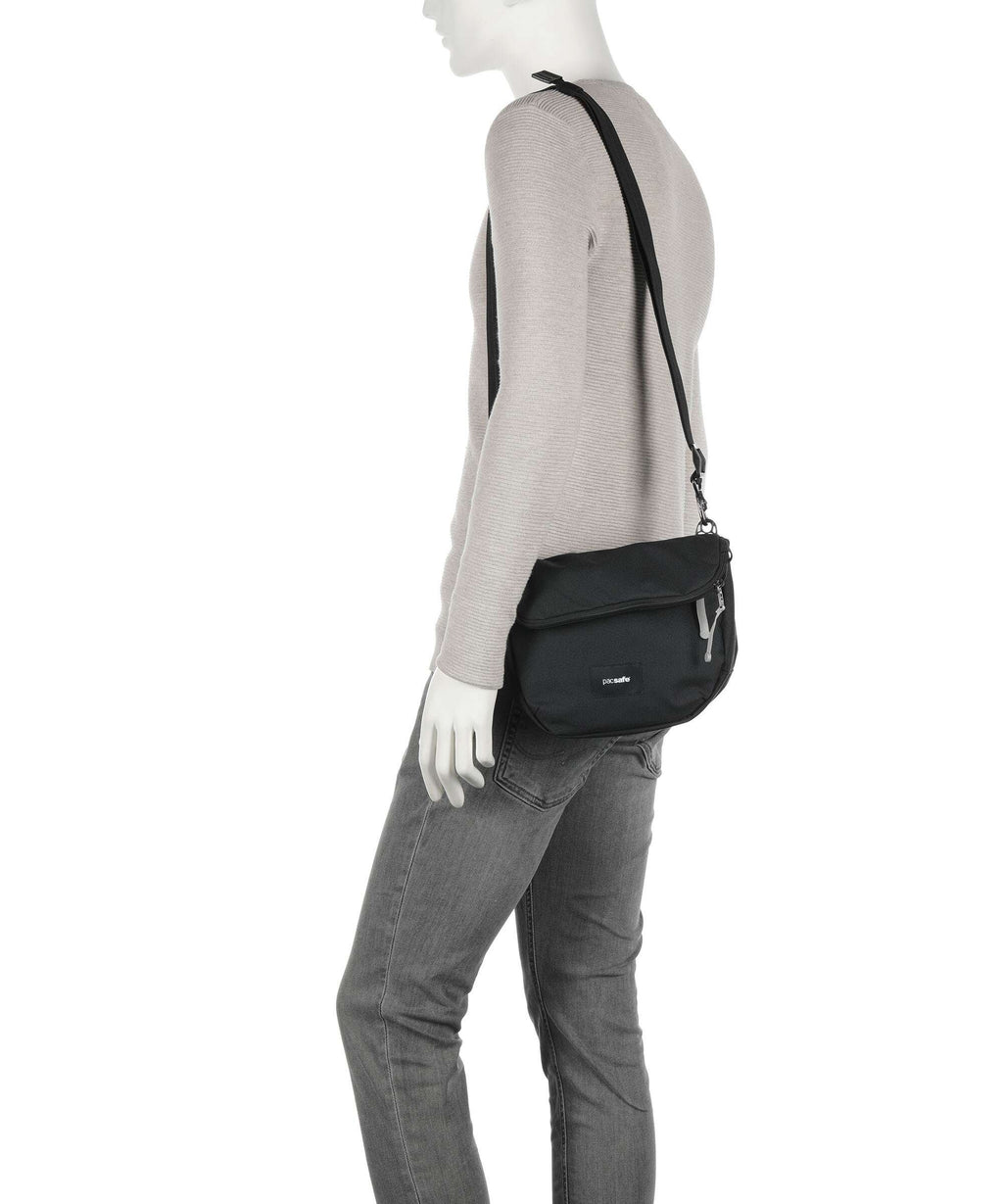 Pacsafe Go Saddle Crossbody bag garnet red