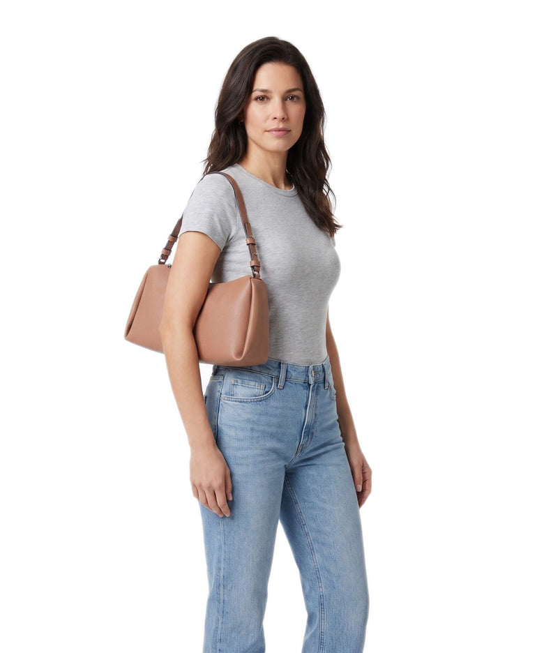 DKNY Remy Shoulder bag hot cocoa