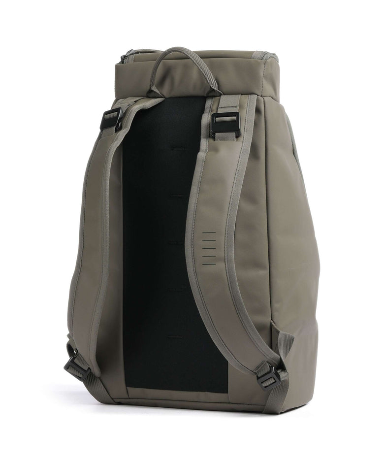 Db Hugger 20L Backpack moss green