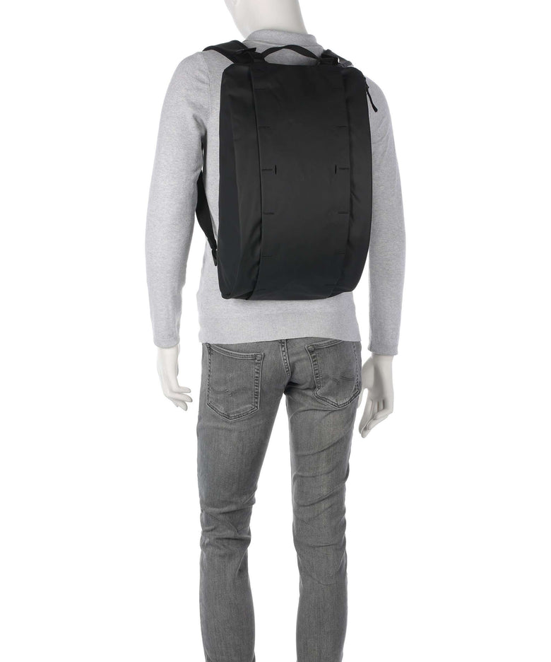 Db Hugger 15 Backpack black out
