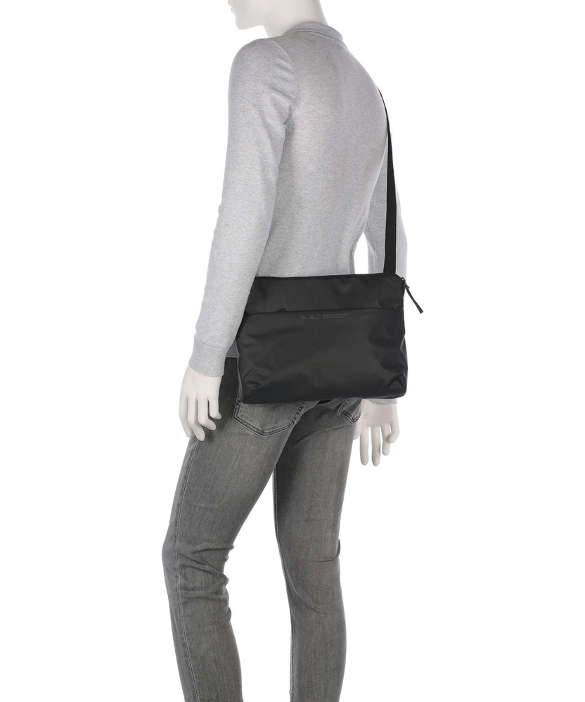 Db Ramverk 14 Laptop case black out