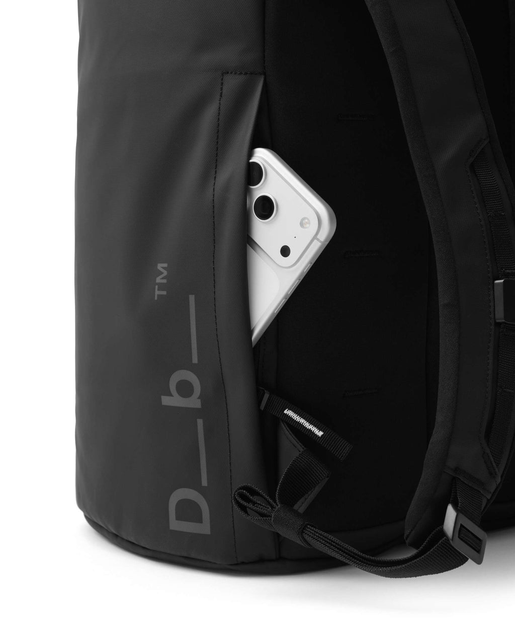 Db Roamer Pro 30 Travel backpack black out