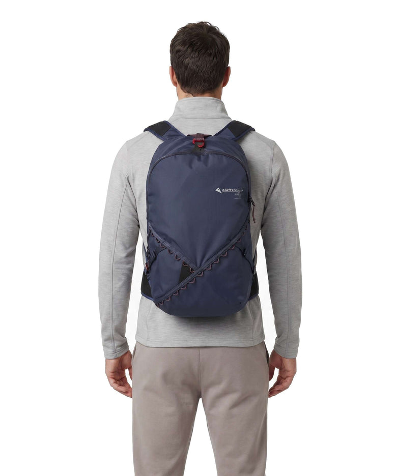 Klättermusen Bure 2.0 20 Hiking backpack dark hights