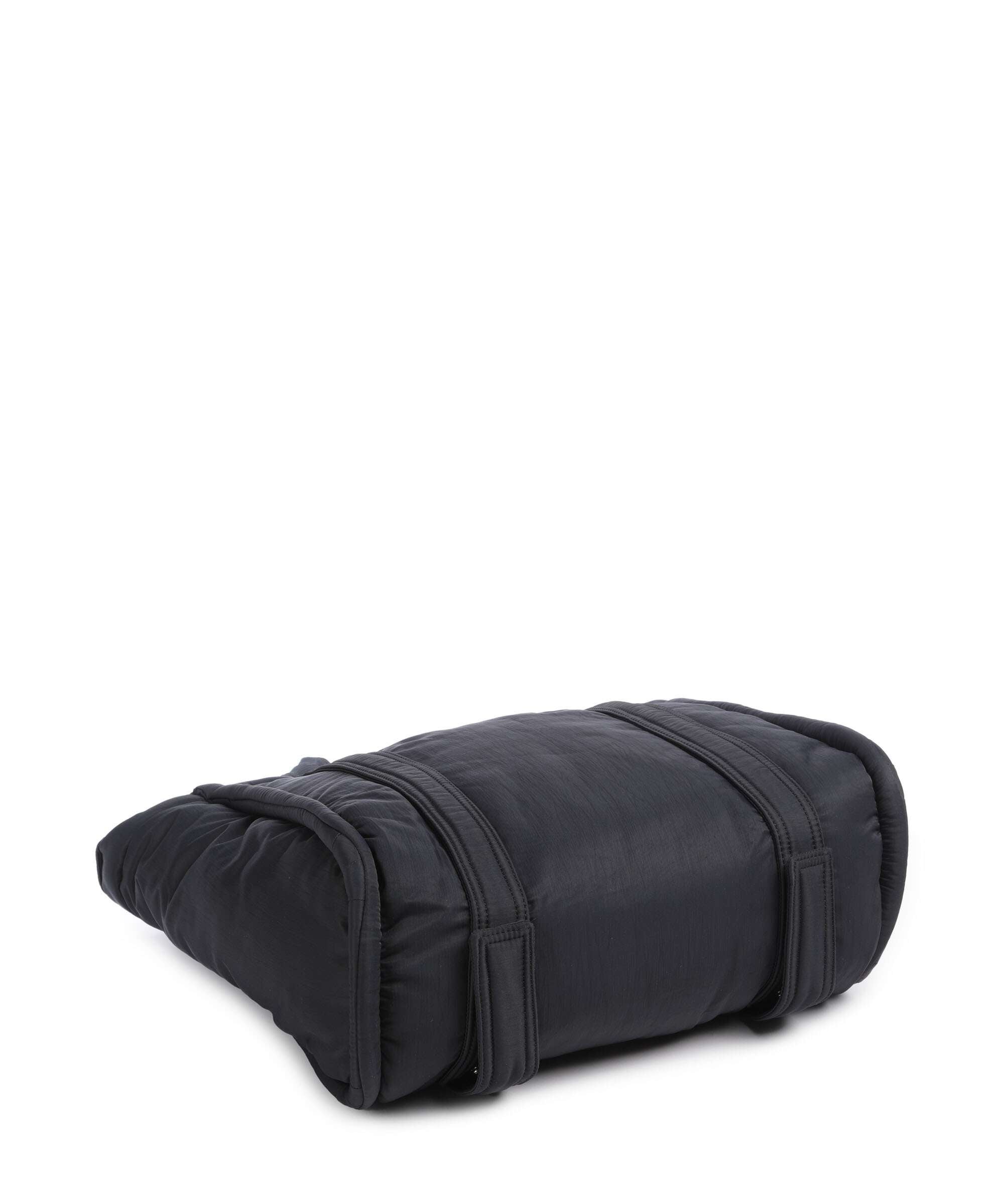 Sandqvist Curve L Tote bag black