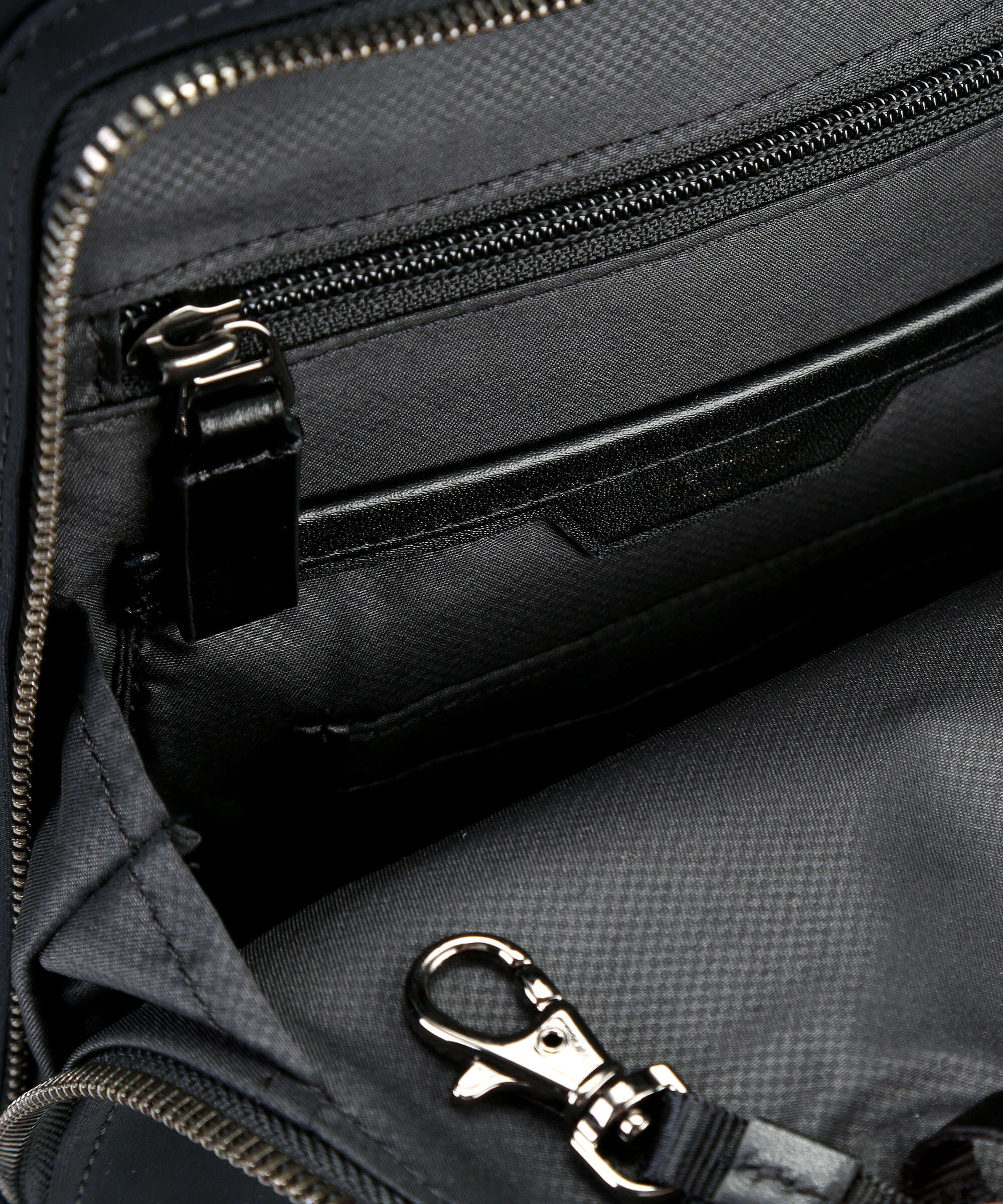tumi Harrison Oak Rolltop backpack black