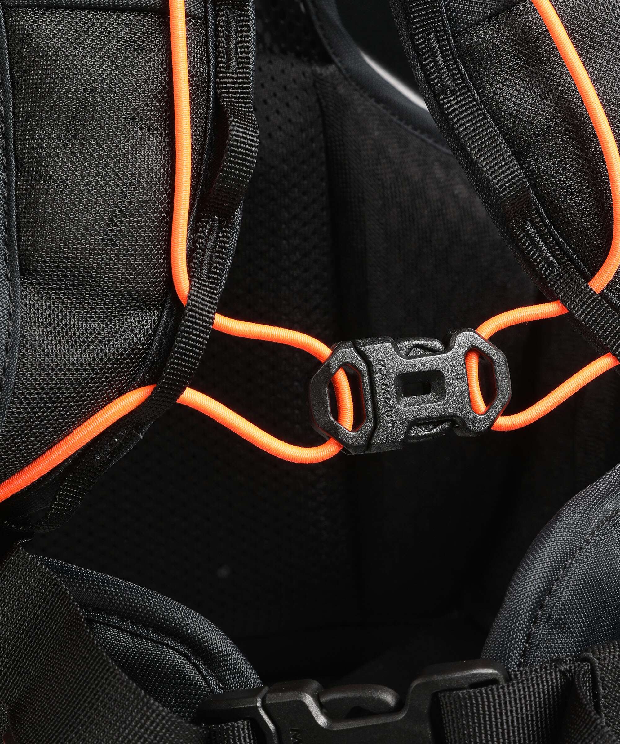 Mammut Ducan 30 W Hiking backpack marine black