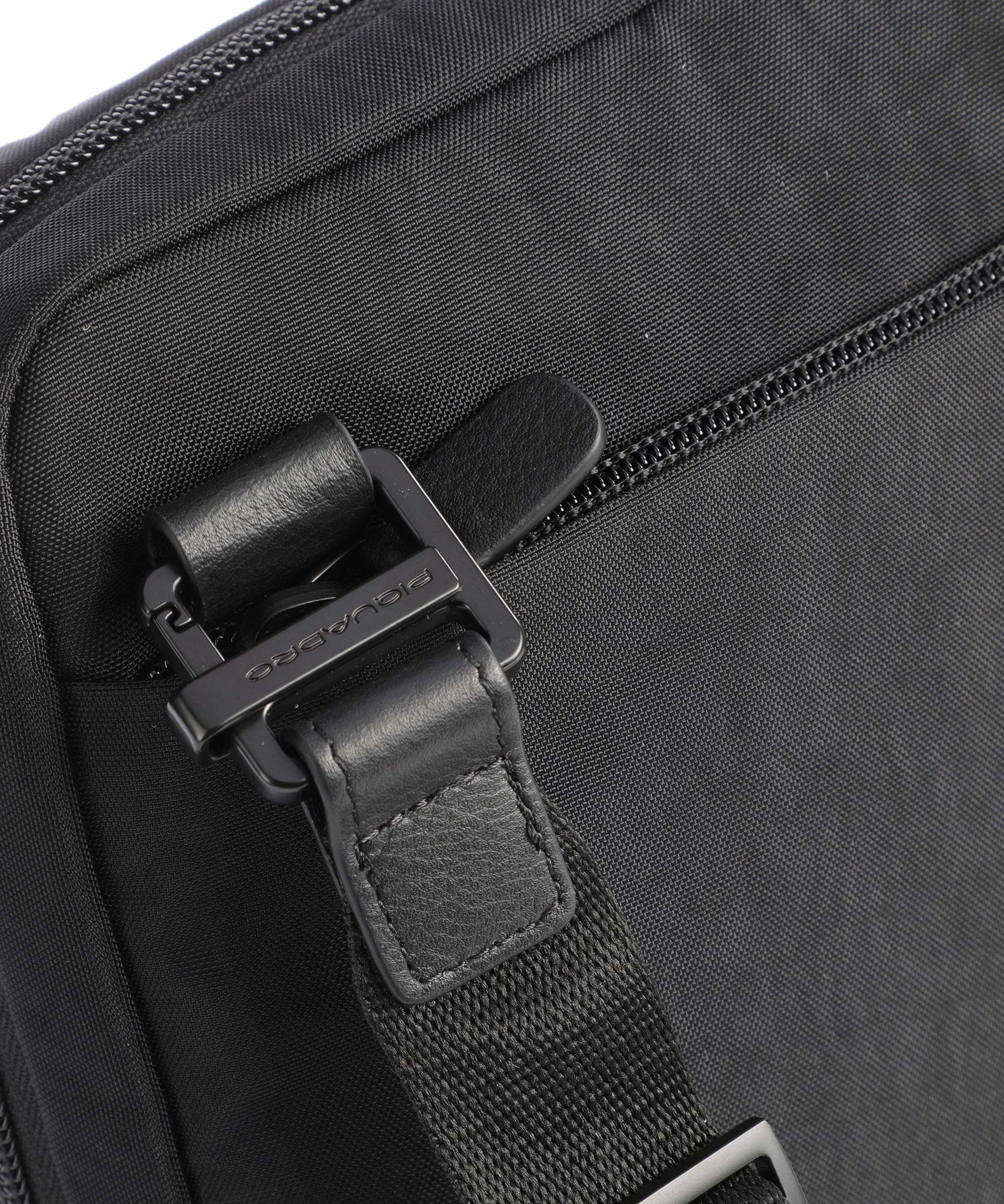 Piquadro Akron Crossbody bag black