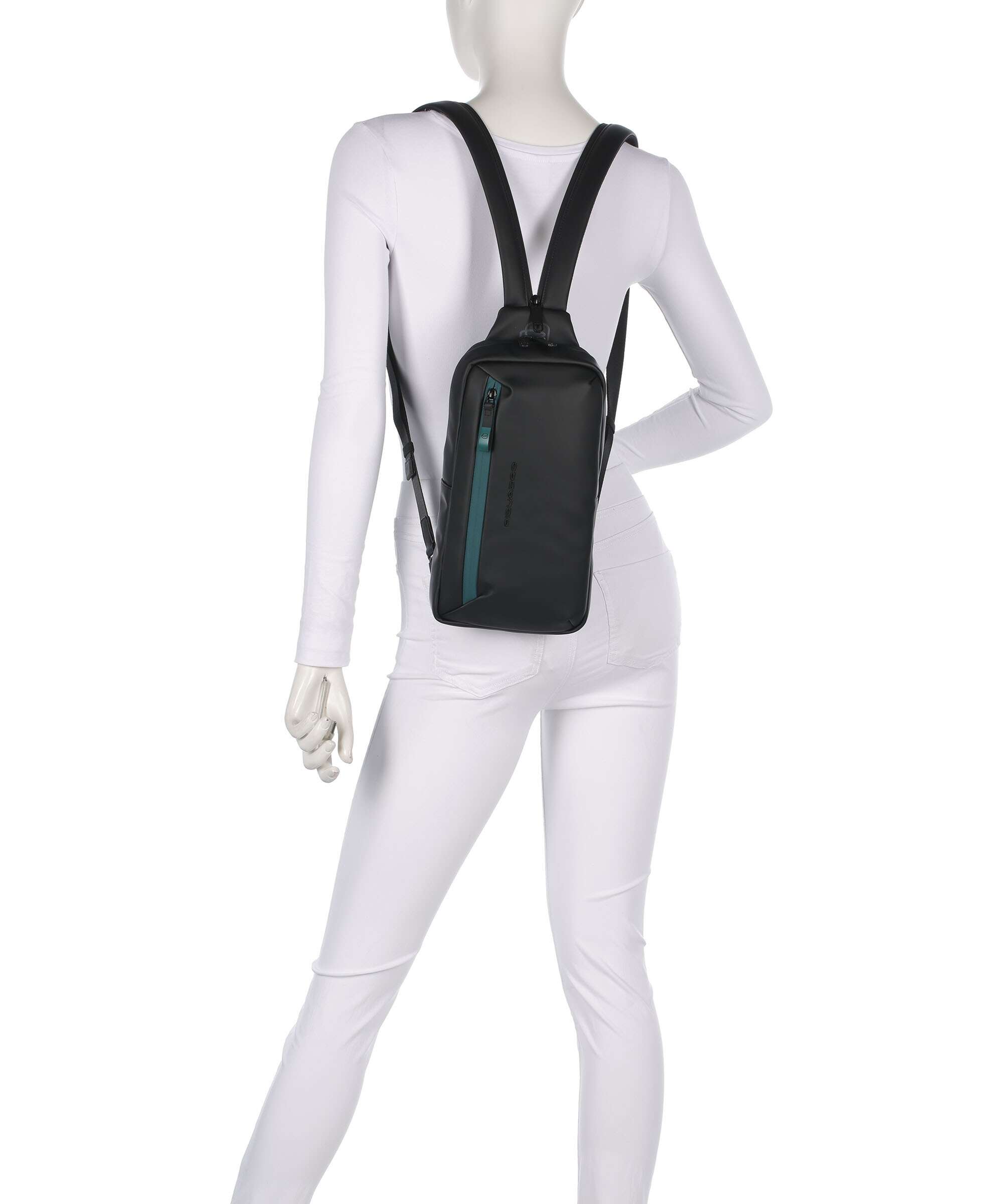 Piquadro C2OW Sling bag nero