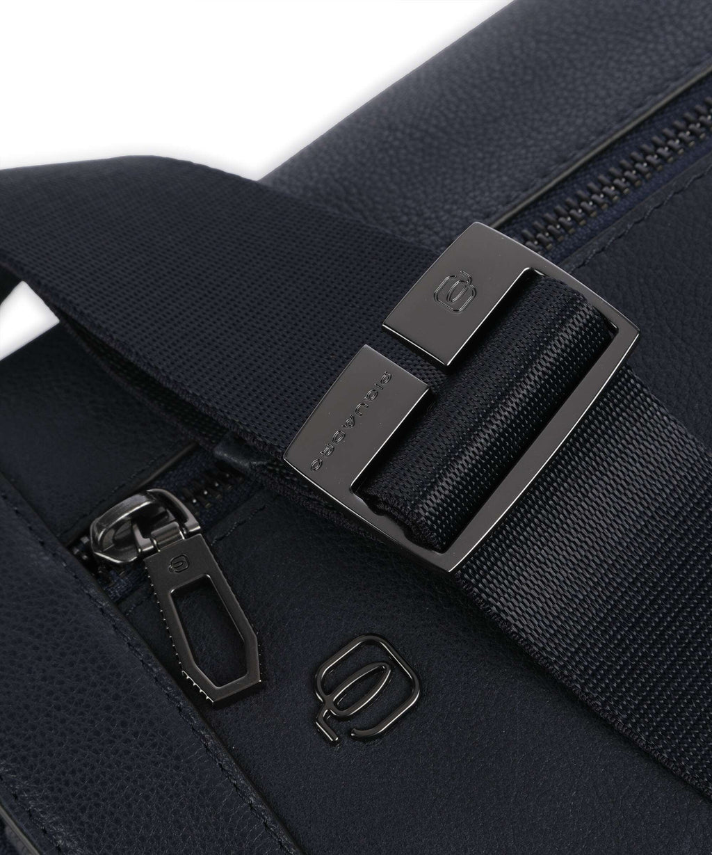 Piquadro S134 Messenger bag blue