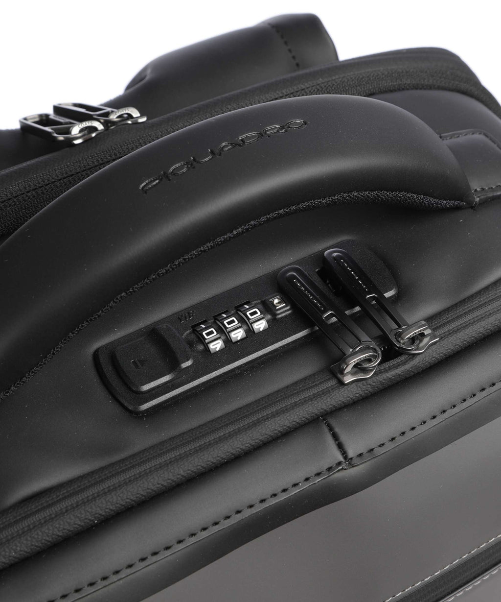 Piquadro Rover  35 Travel backpack black