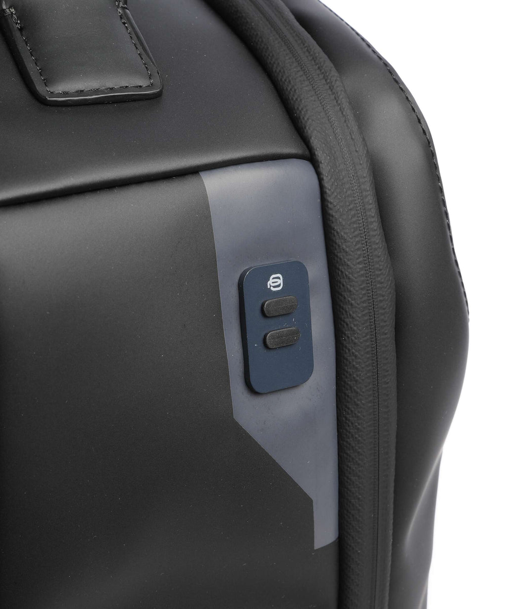 Piquadro Rover  30 Backpack black